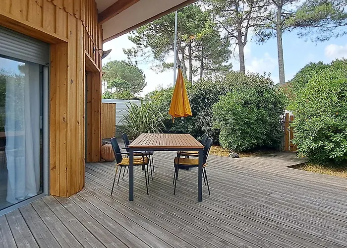 Maison Agreable A Avec Terrasse Et Parking - Fr-1-521-262 Semesterbostad