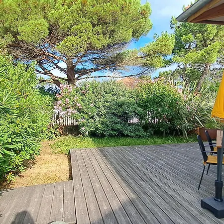 Maison Agreable A Avec Terrasse Et Parking - Fr-1-521-262