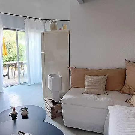 Maison Agreable A Avec Terrasse Et Parking - Fr-1-521-262 * ביסקארוס