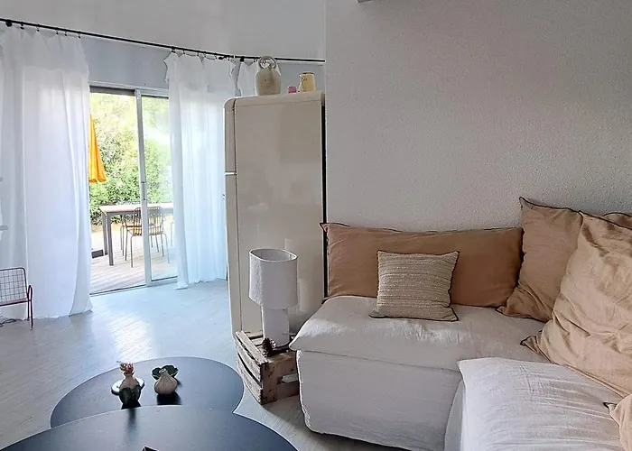 Maison Agreable A Avec Terrasse Et Parking - Fr-1-521-262 * بيسكاروس